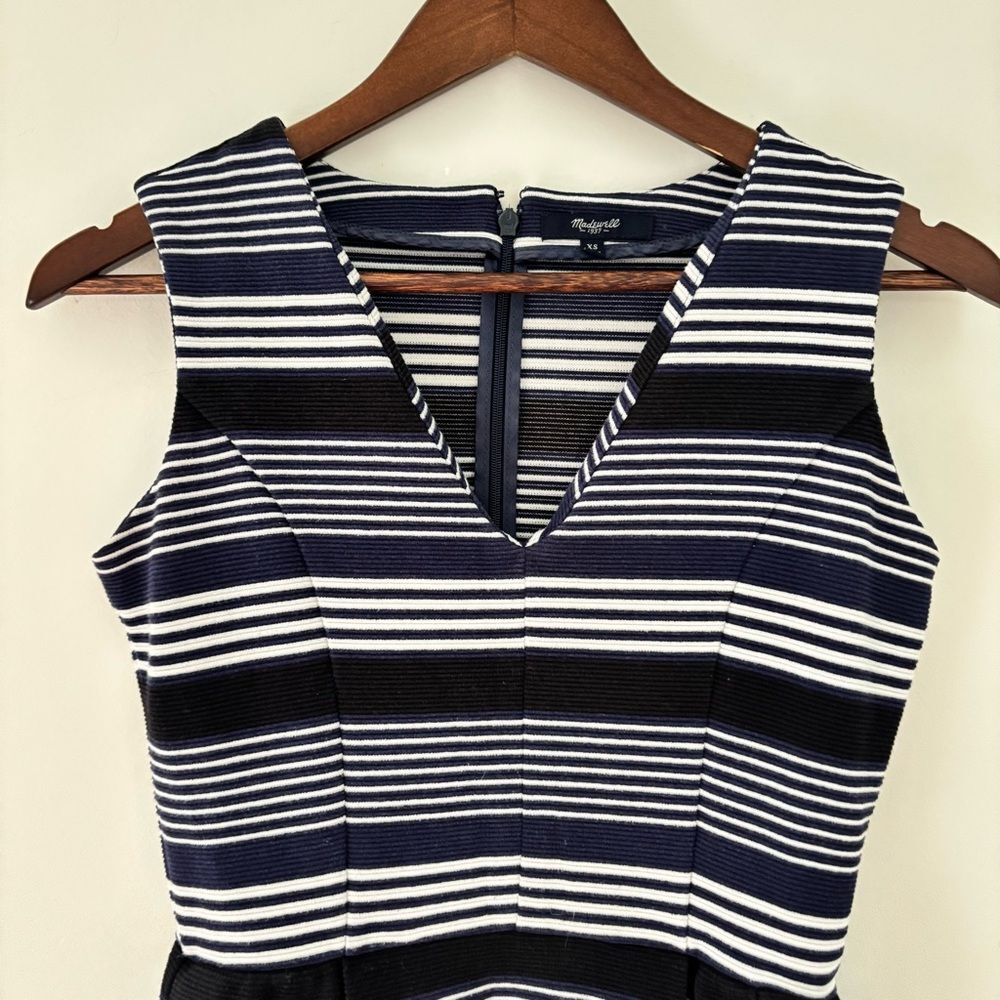 Madewell Navy Striped Sleeveless Fit & Flare Dress XS - Picture 3 of 10